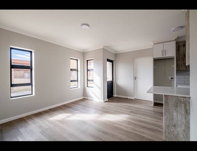1 BEDROOM TOWNHOUSE FOR SALE IN C PLACE